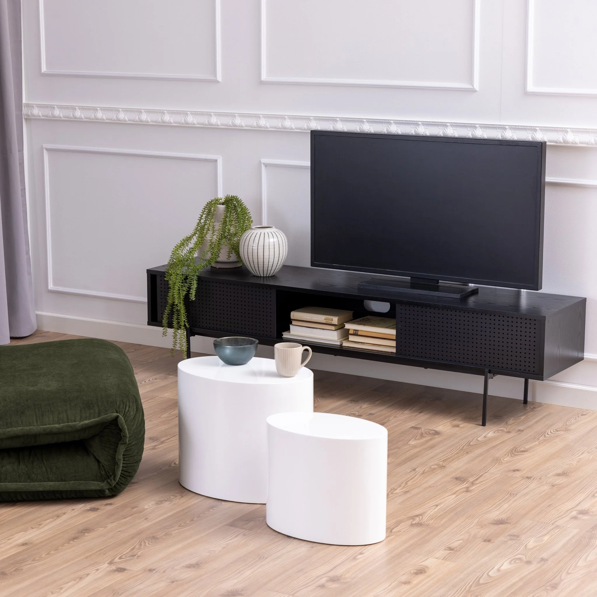 Angus TV Unit in Black - Image 5