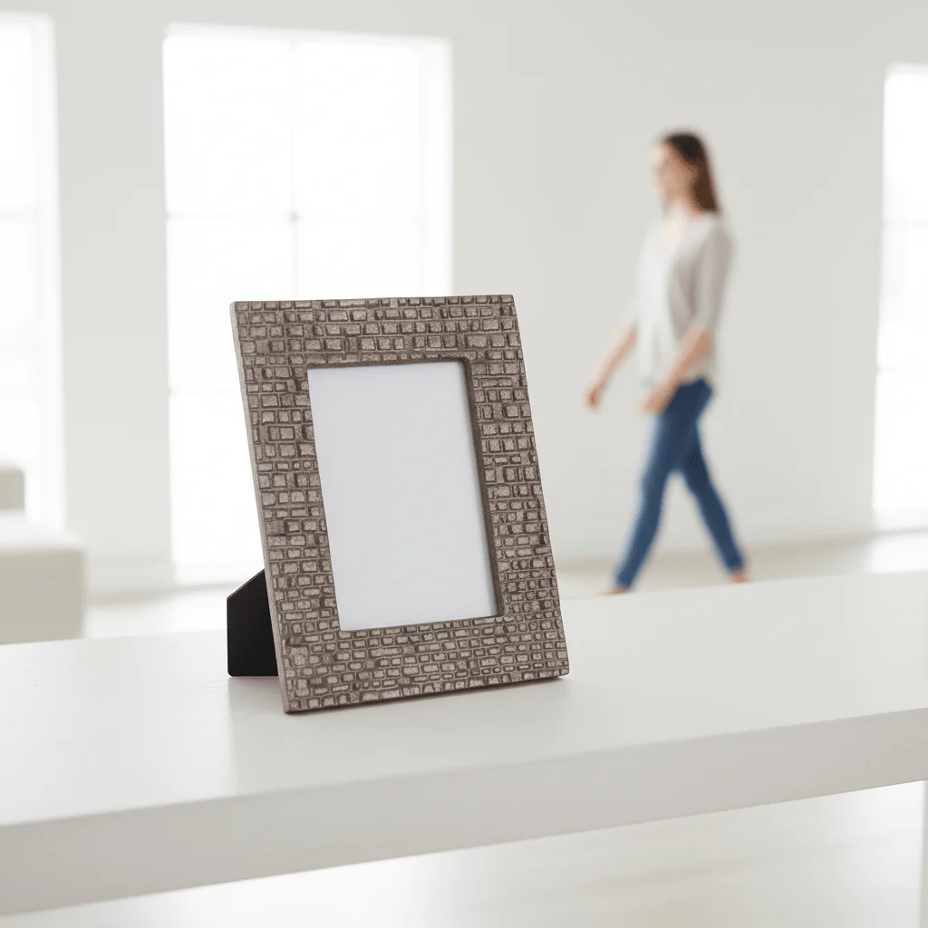 Arya 4 x 6 Photo Frame - Image 2
