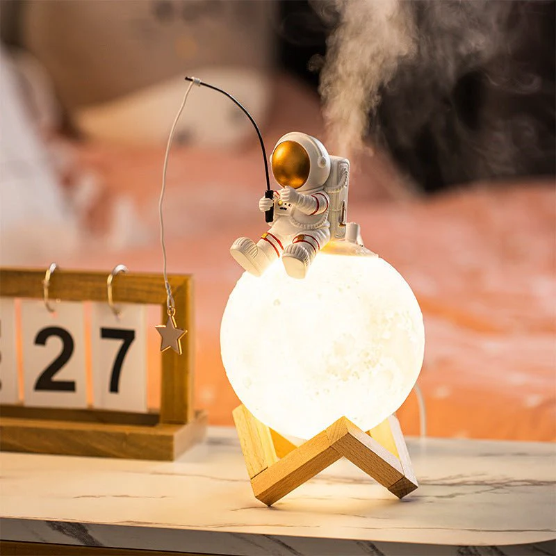 Astronaut Figurines Home Decoration Resin Space Man Miniature Night Light Humidifier Cold Fog Machine Accessories - Image 6
