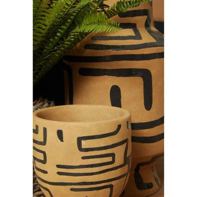 Barren Earthenware Vase - Image 9