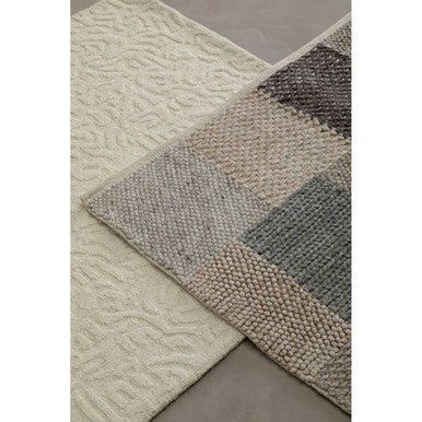 Bosie Jango Small Geometric Iovry Rug - Image 5