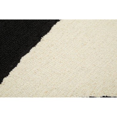 Bosie Milana Small Black and White Geometric Rug - Image 8