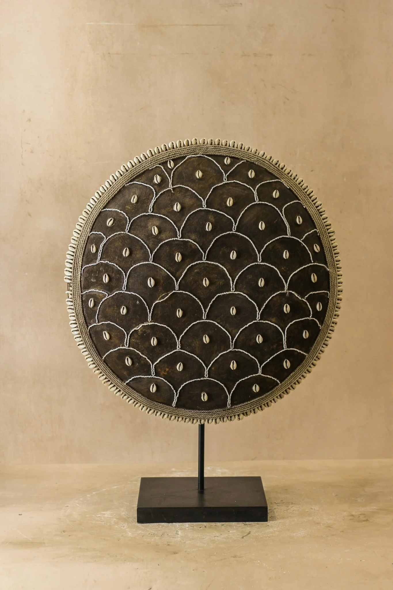 Cameroon Cowrie Shell Shield - Image 4