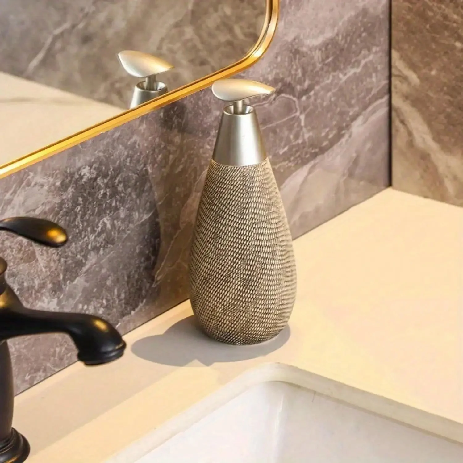 Creative Retro Style Ceramic Push-Type Soap Dispenser With Pump, Hand Soap Bottle, Suitable For Bathrooms Kitchens And Toilets - Image 17