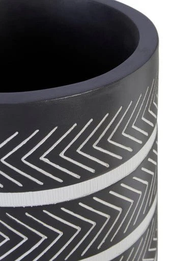 Darnell Large Chevron Planter - Image 10