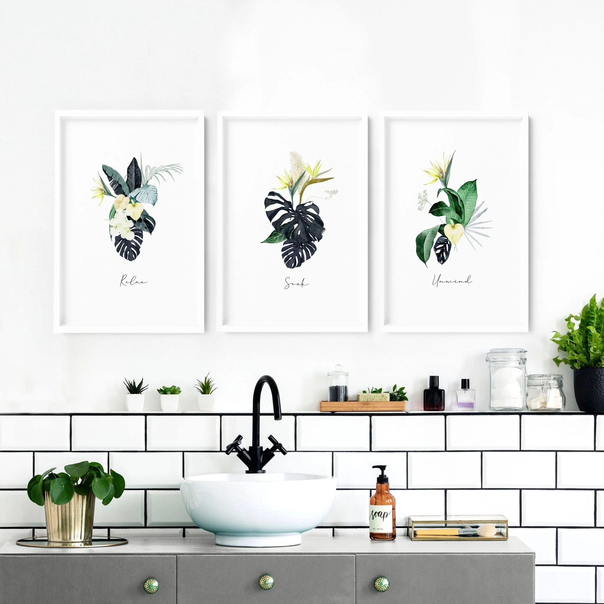 Decoration for bathroom walls | Set of 3 Tropical wall art - Image 10