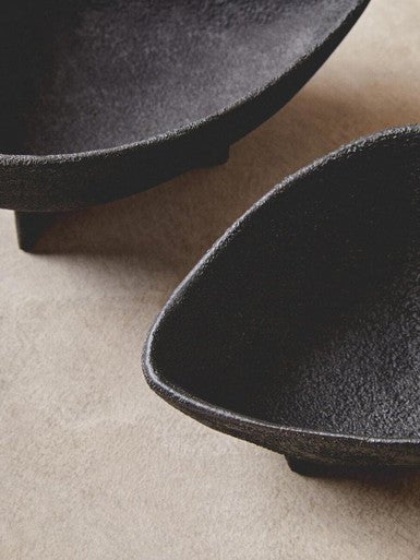Deriva Set of Two Textured Black Bowls - Image 13