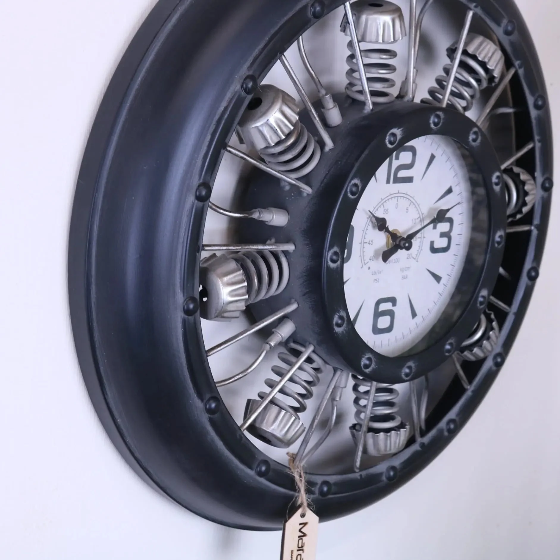 Engine Style Industrial Wall Clock 40cm - Image 3