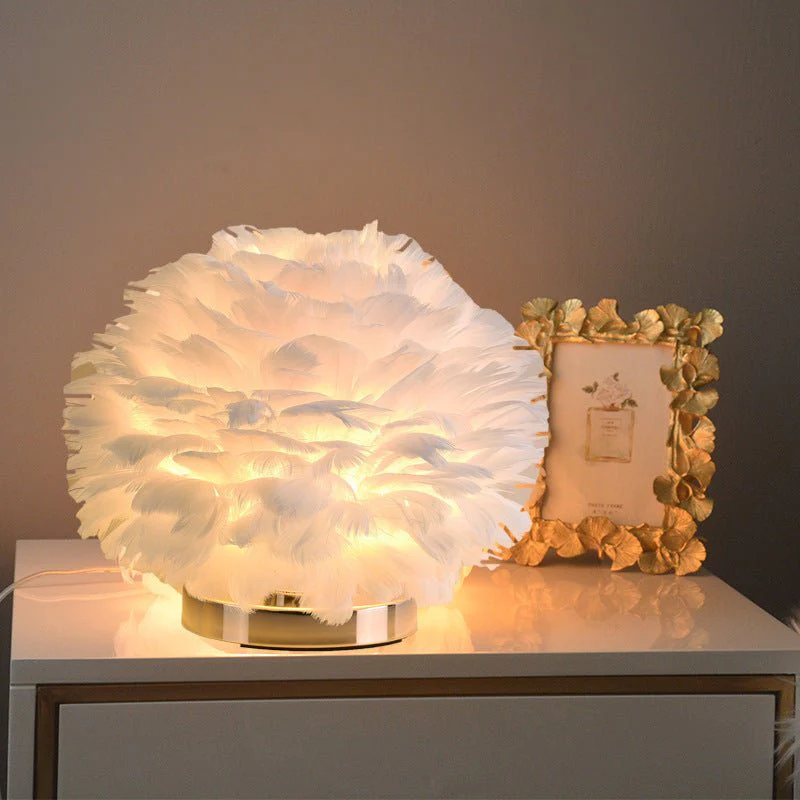 Feather Table Lamp Bedroom Bedside Light Luxury Ins Creative Warm And Romantic Girl Children'S Room Nordic Living Room Floor Lamp - Image 5