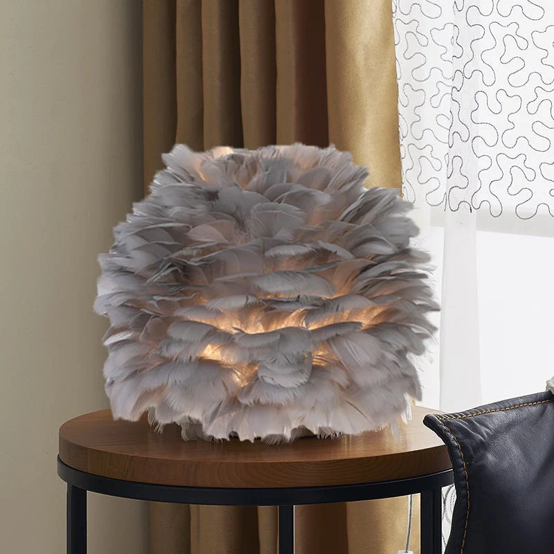 Feather Table Lamp Bedroom Bedside Light Luxury Ins Creative Warm And Romantic Girl Children'S Room Nordic Living Room Floor Lamp - Image 6