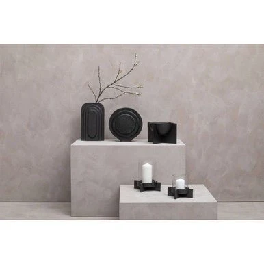 Hapax Tall Matt Black Finish Vase - Image 7