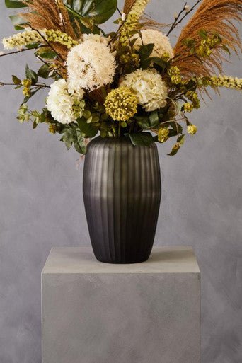 Hessa Large Glass Vase - Image 6