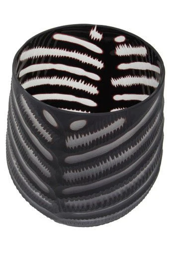 Hessa Small Chevron Cut Vase - Image 4