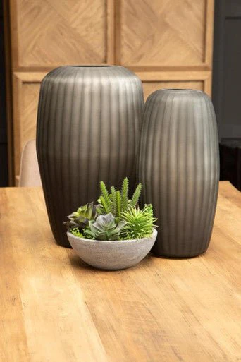 Hessa Small Glass Vase - Image 5
