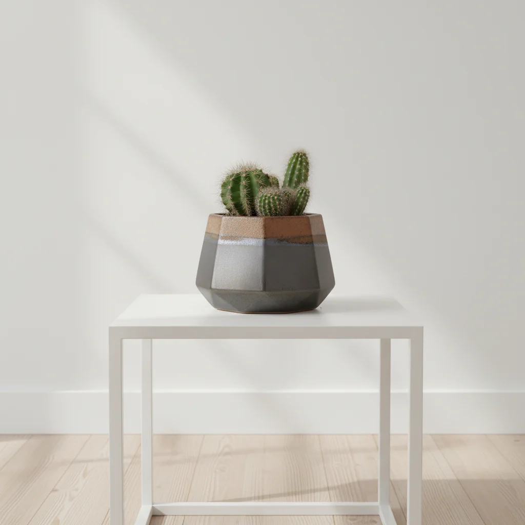 Jet Small Metallic Planter - Image 4