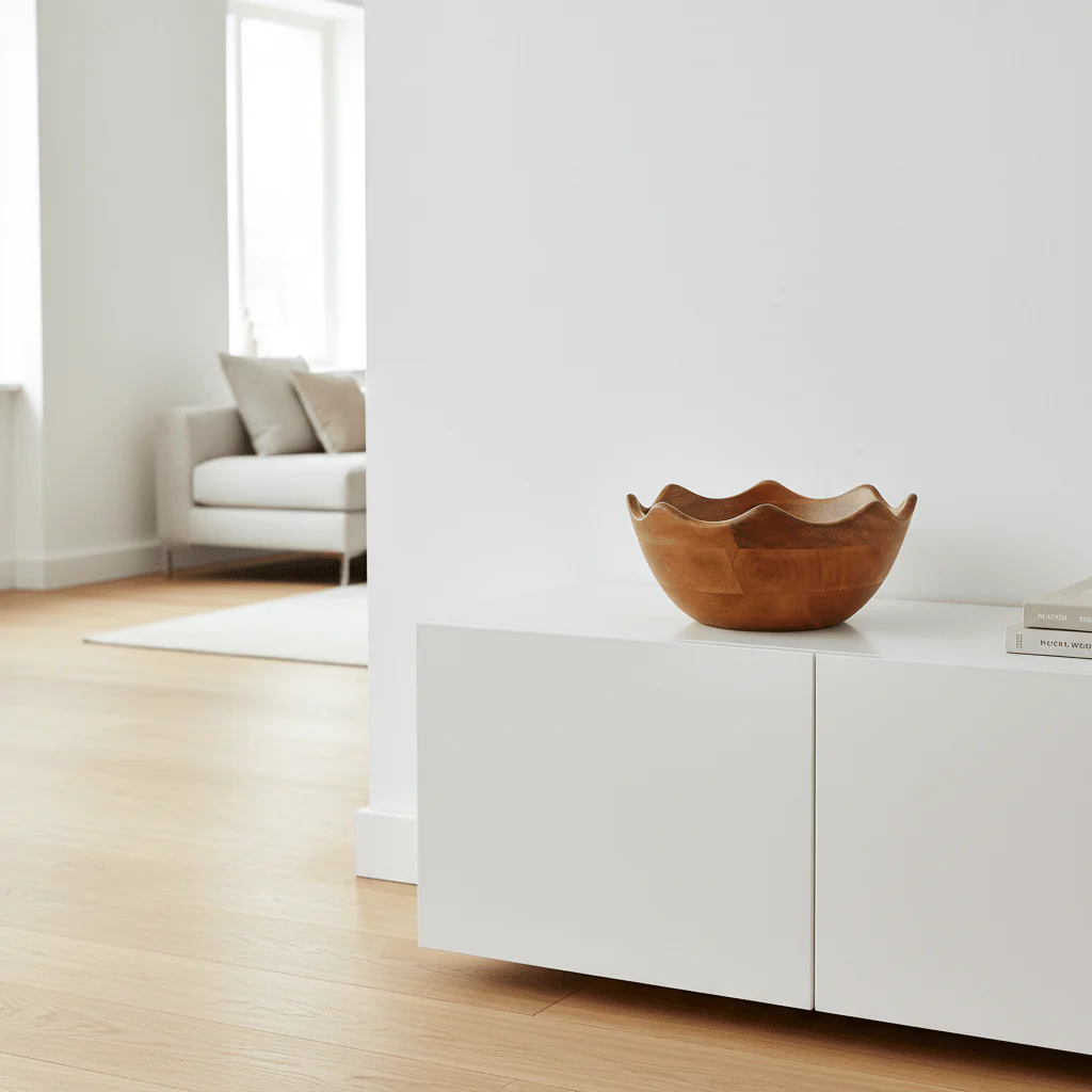 Kara Mango Wood Serving or Fruit Bowl with Scalloped Edge - Image 3