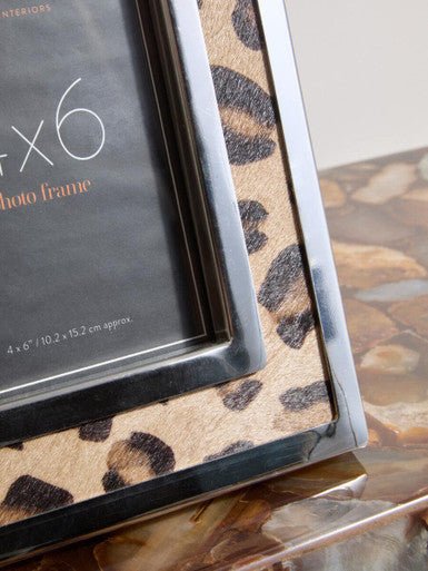 Kensington Townhouse 4 x 6 Leopard Design Photo Frame - Image 9