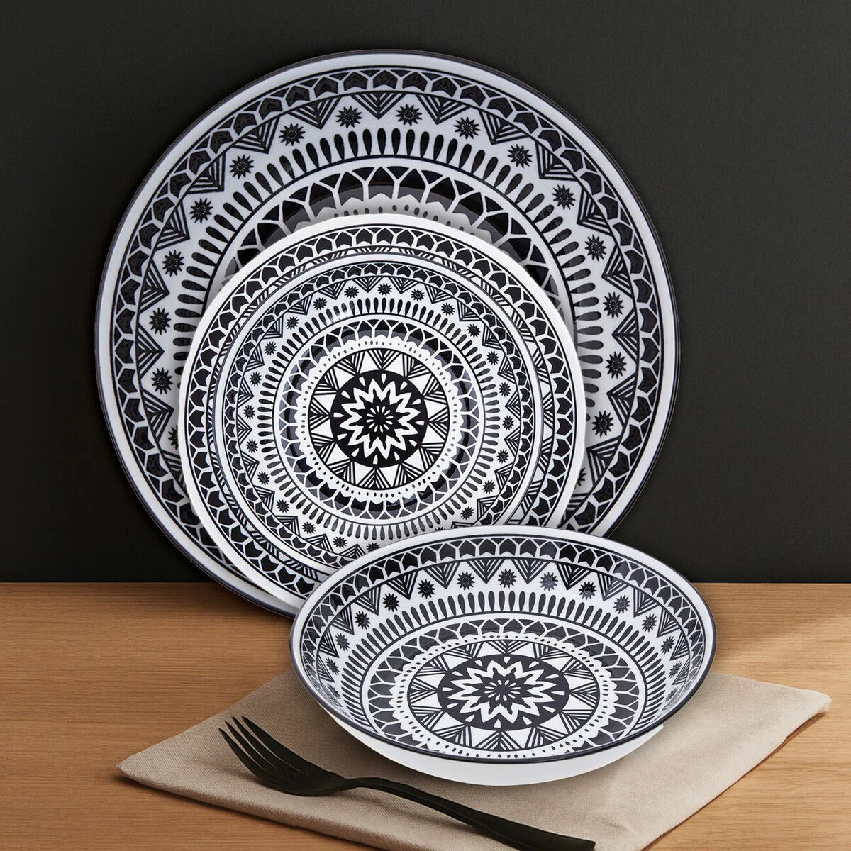 Maya 12 Piece Black And White Dinner Set - Image 14