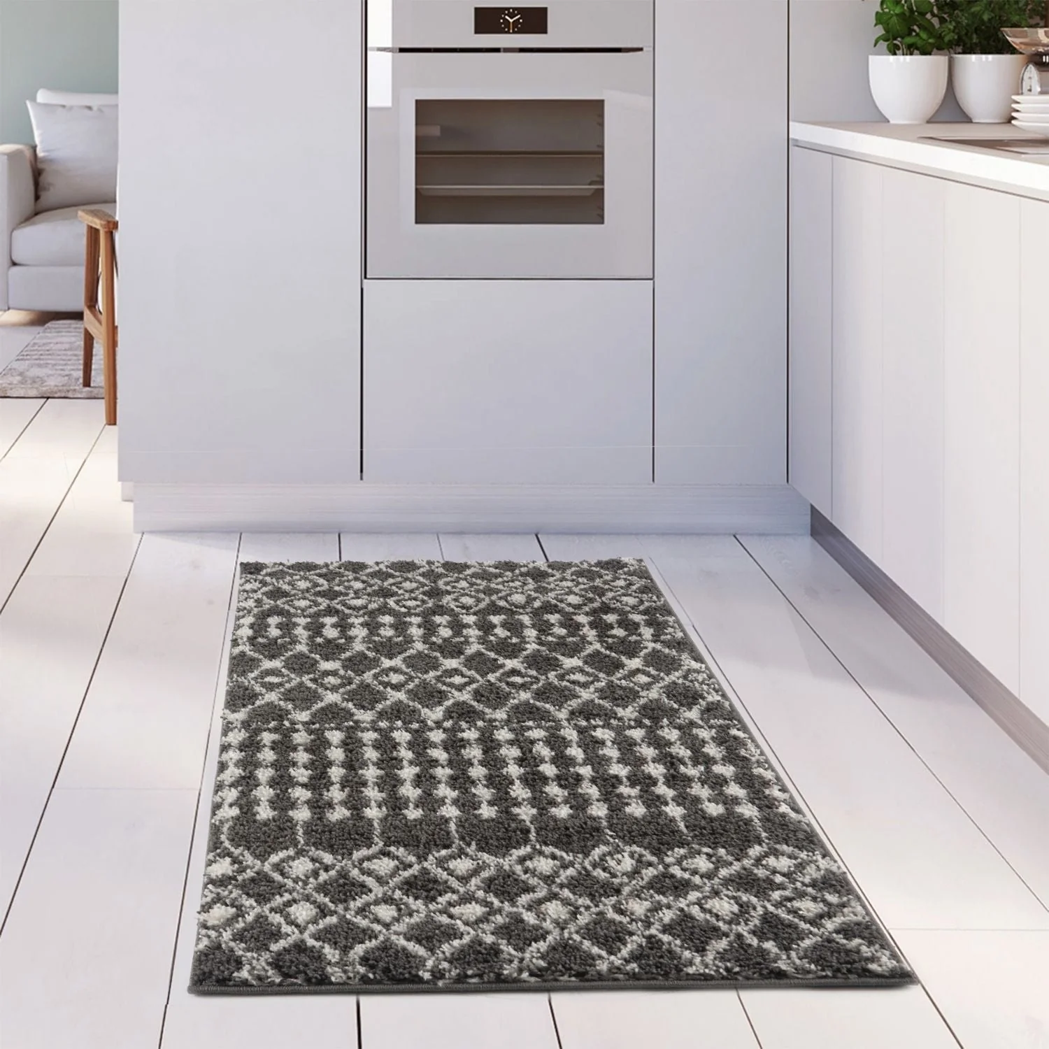 Moroccan Dark Grey Shaggy Rug | 1040 - Image 12