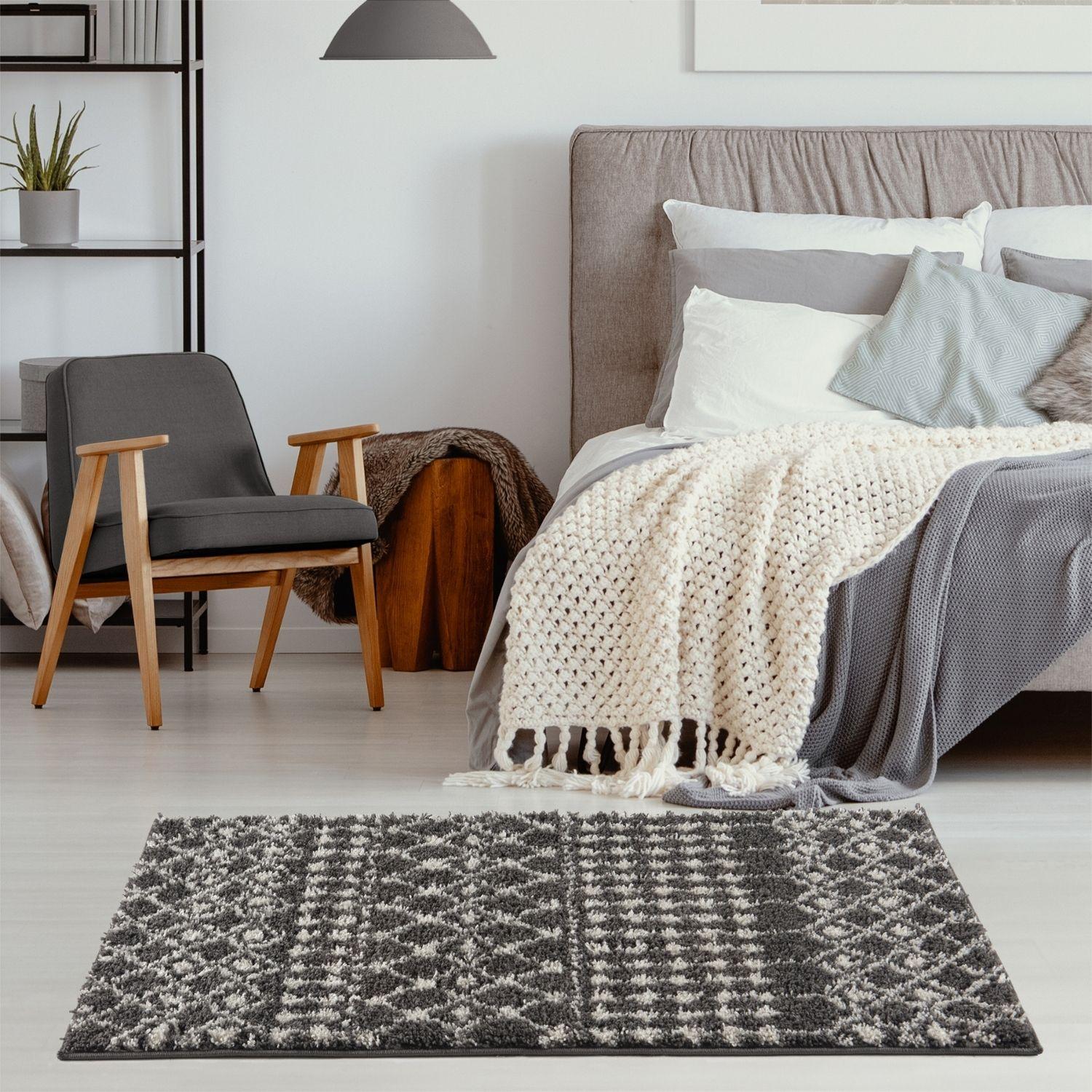 Moroccan Dark Grey Shaggy Rug | 1040 - Image 13