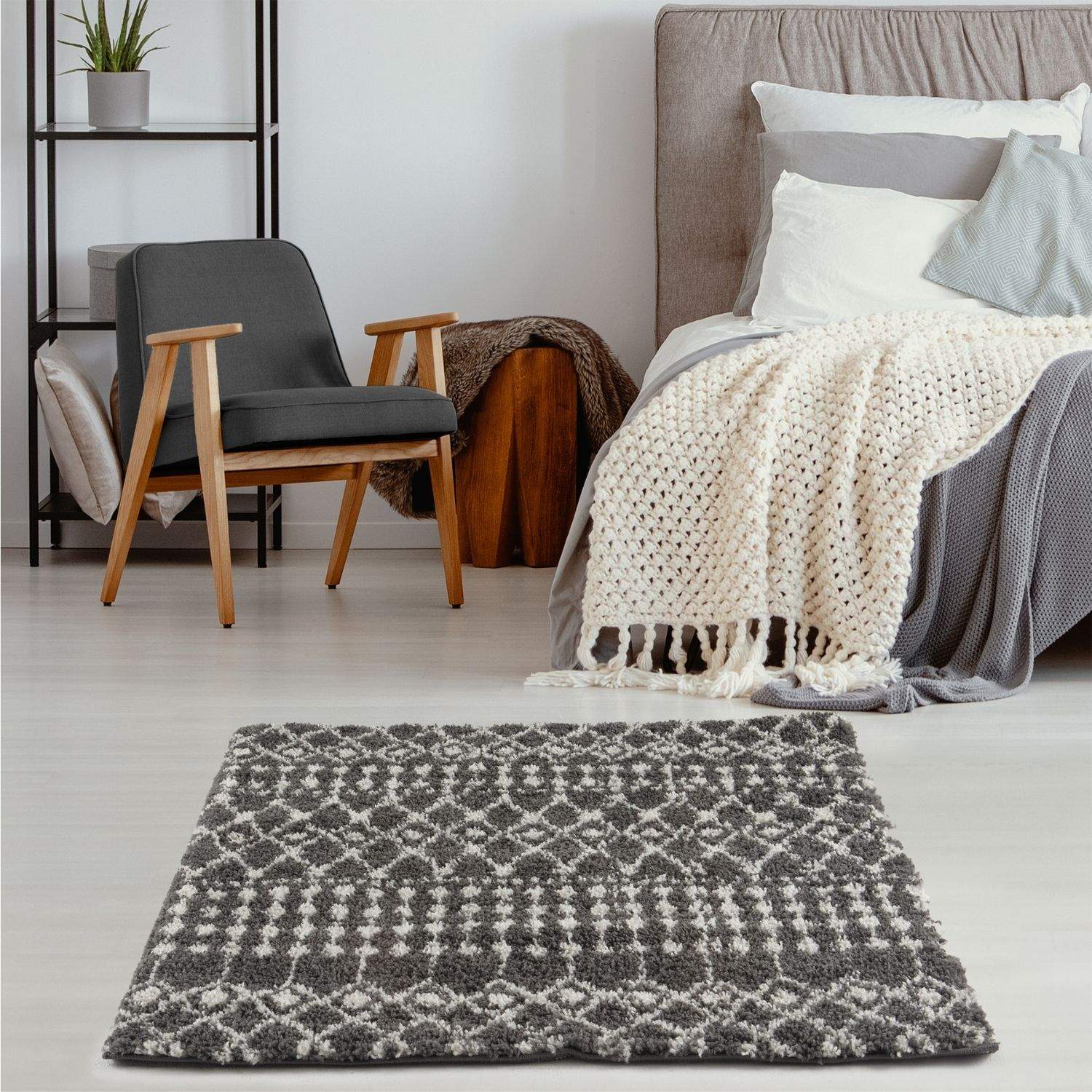 Moroccan Dark Grey Shaggy Rug | 1040 - Image 15