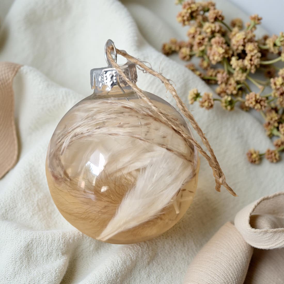 Pampas Decoration Bauble - Image 3