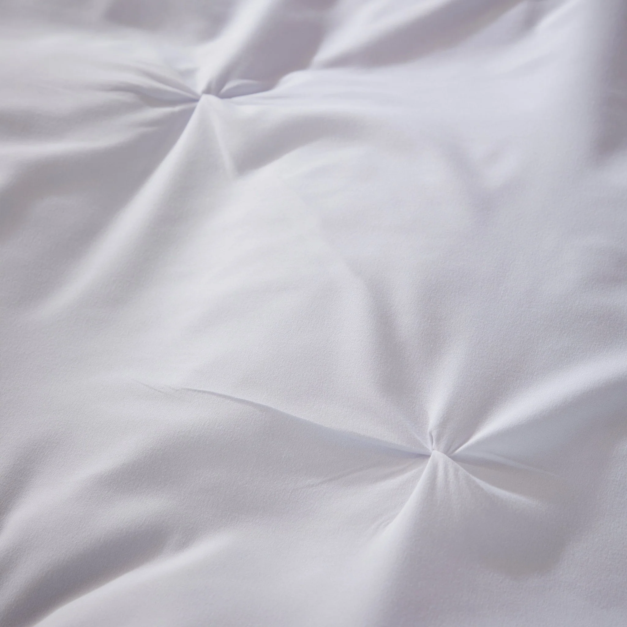 Pintuck White Microfibre Duvet Cover Set with Pillowcases Soft Breathable Easy Care Bedding Set Quilt Cover - Image 3