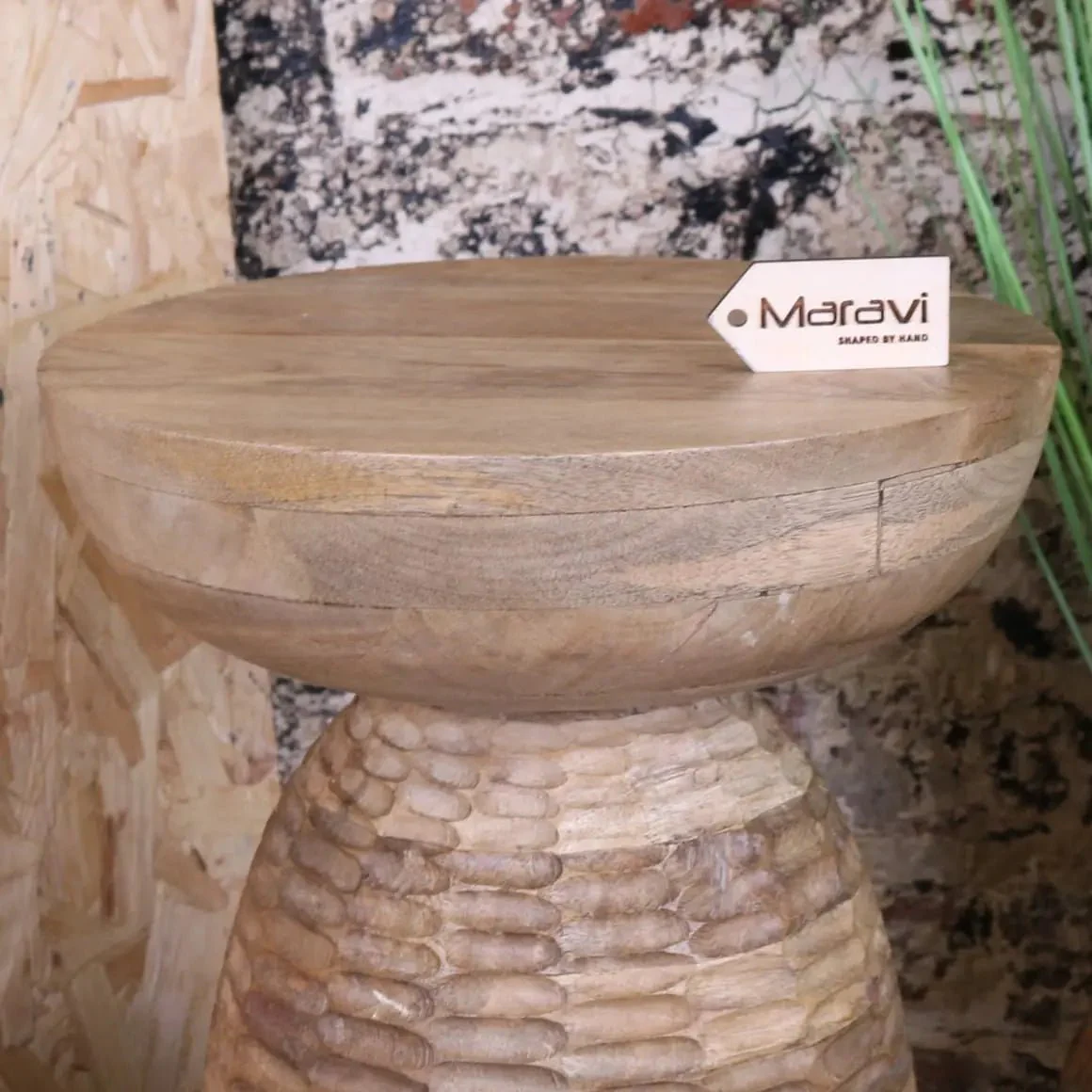 Reiek Wooden Carved Pedestal Side Table - Image 3