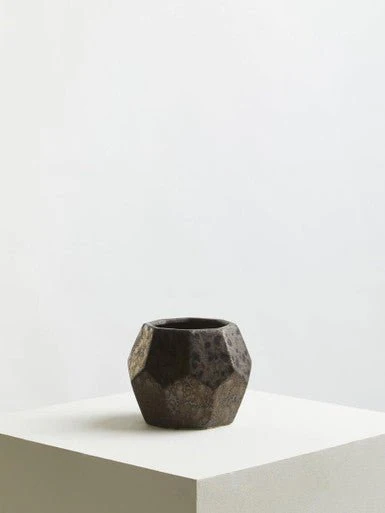 Salvo Small Ceramic Planter - Image 12