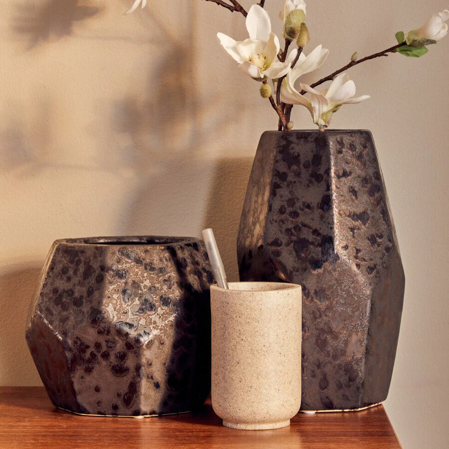 Salvo Small Ceramic Vase - Image 2