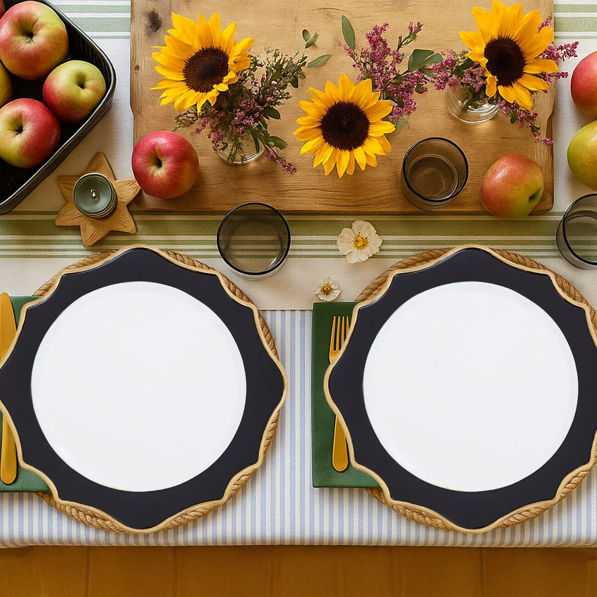 Set of 4 33cm Dia White and Black Round Charger Plates - Image 8