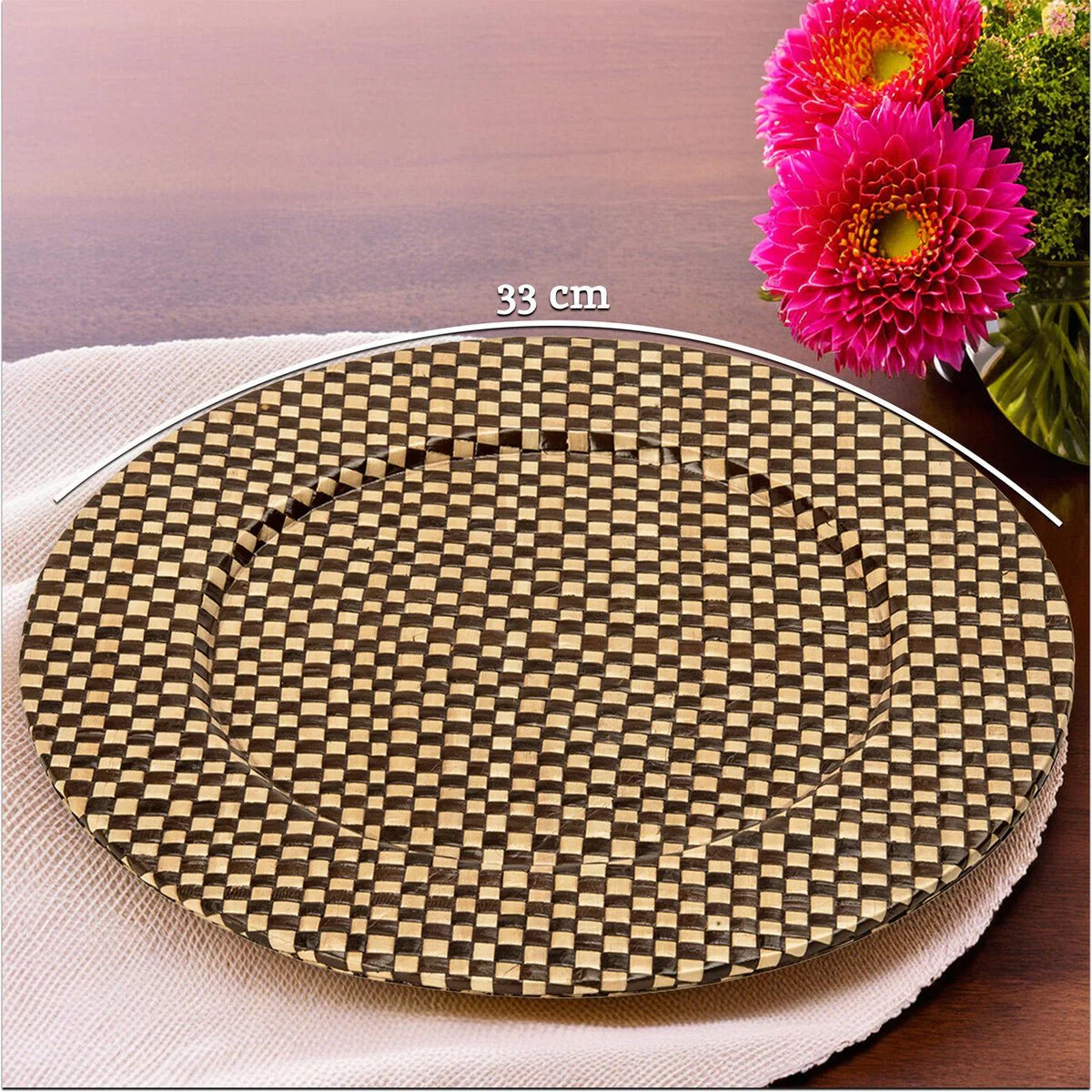 Set of Four 33cm Dia Pandanus Black and Natural Charger Plates - Image 14