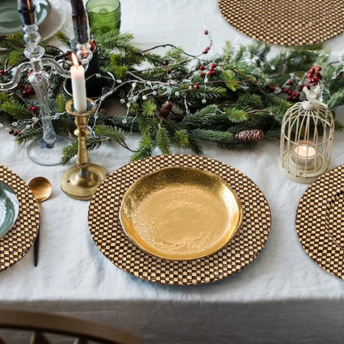 Set of Four 33cm Dia Pandanus Black and Natural Charger Plates - Image 15