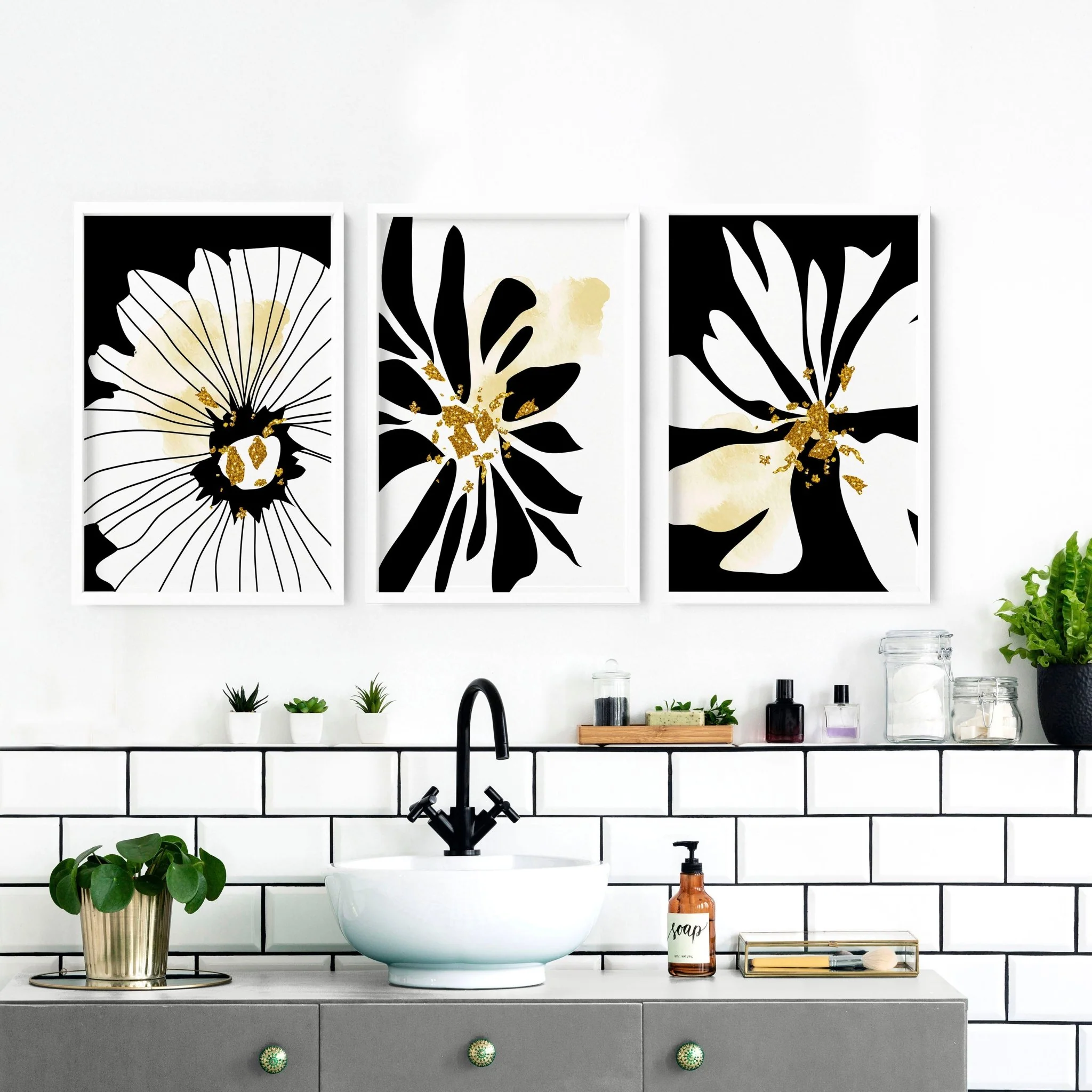 Small pictures for bathrooms | set of 3 framed wall art - Image 2