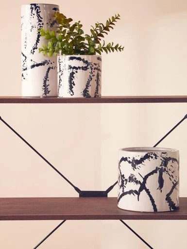 Sorrell Large Black And White Ceramic Vase - Image 13
