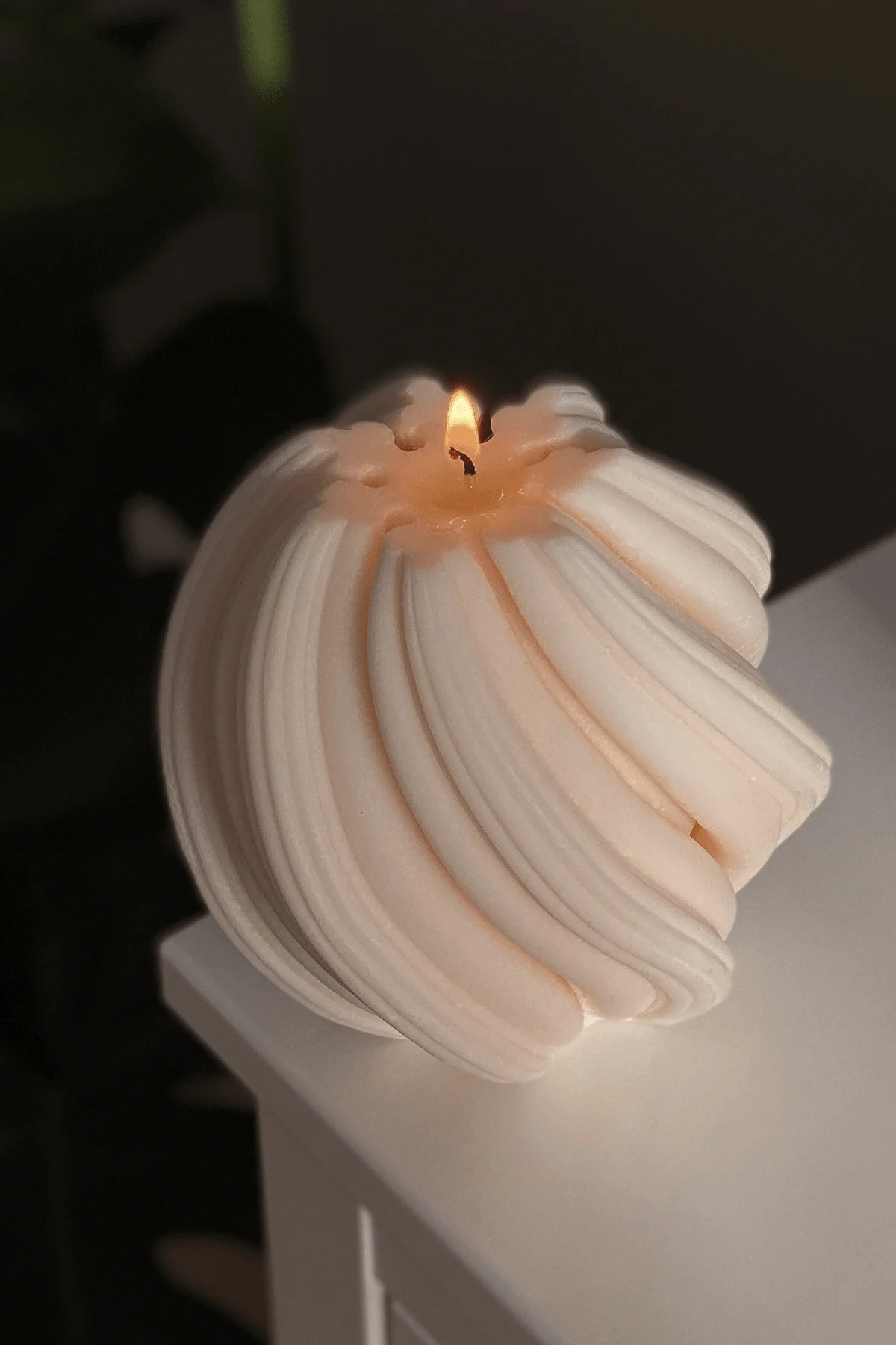 Swirl Scented Candle - Image 2