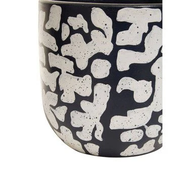Tundra Earthenware Planter - Image 10