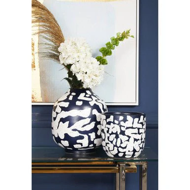 Tundra Earthenware Vase - Image 6