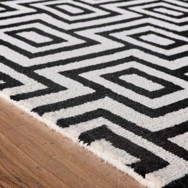 Wool Labyrinth Rug White and Black - Image 5