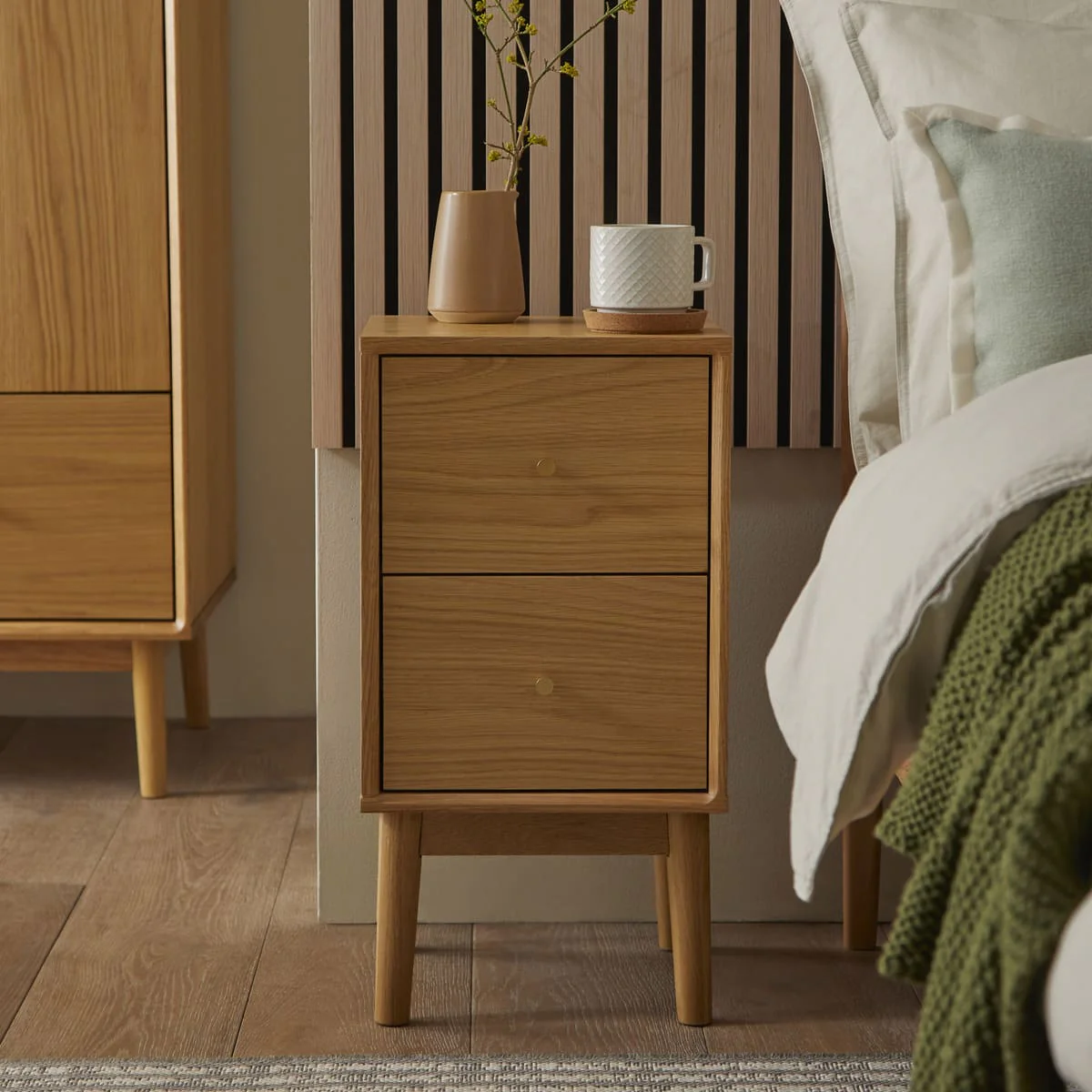 Wright Narrow Oak Bedside Table - Image 2